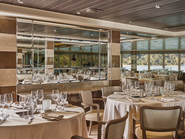 Silversea Cruises Silver Moon La Terrazza 2.jpg